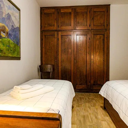 Casa Dolomia - Pieno Centro E A Due Passi Dal Apartman Auronzo di Cadore